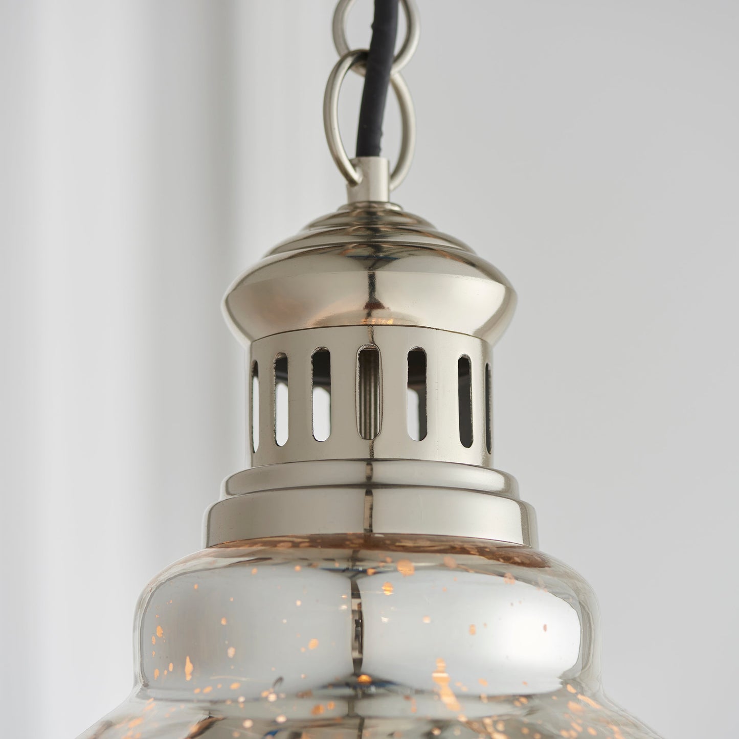 Darna Pendant Light