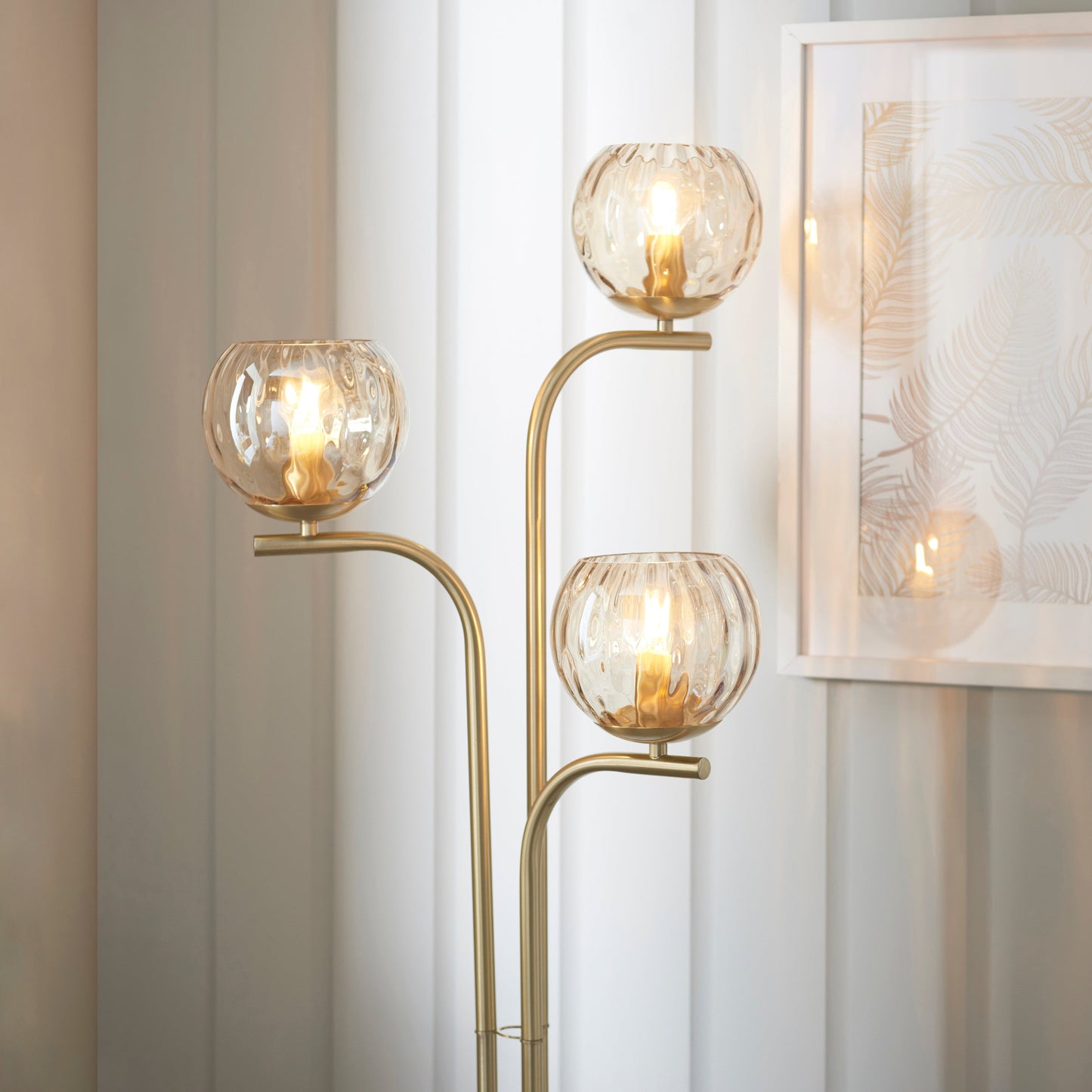 Dimple 3-Light Floor Lamp