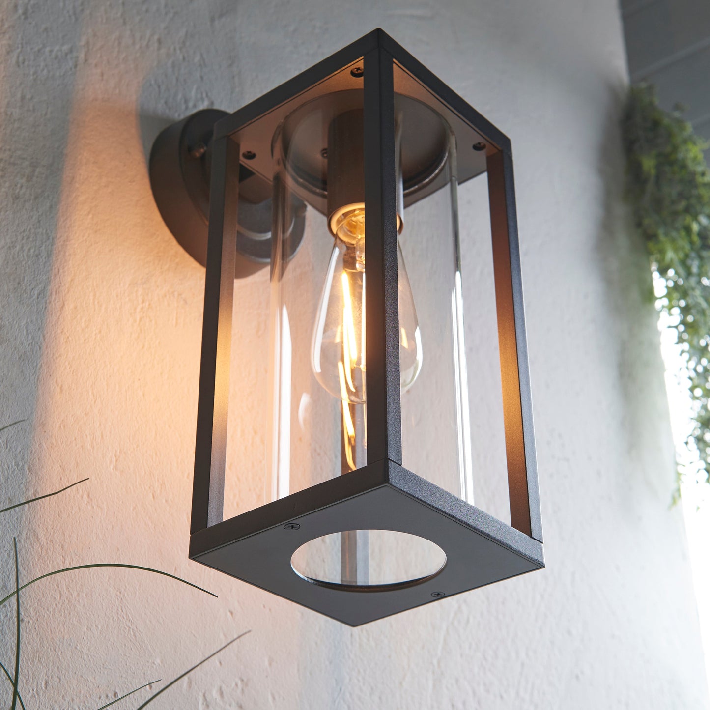 Hamden Outdoor Wall Light