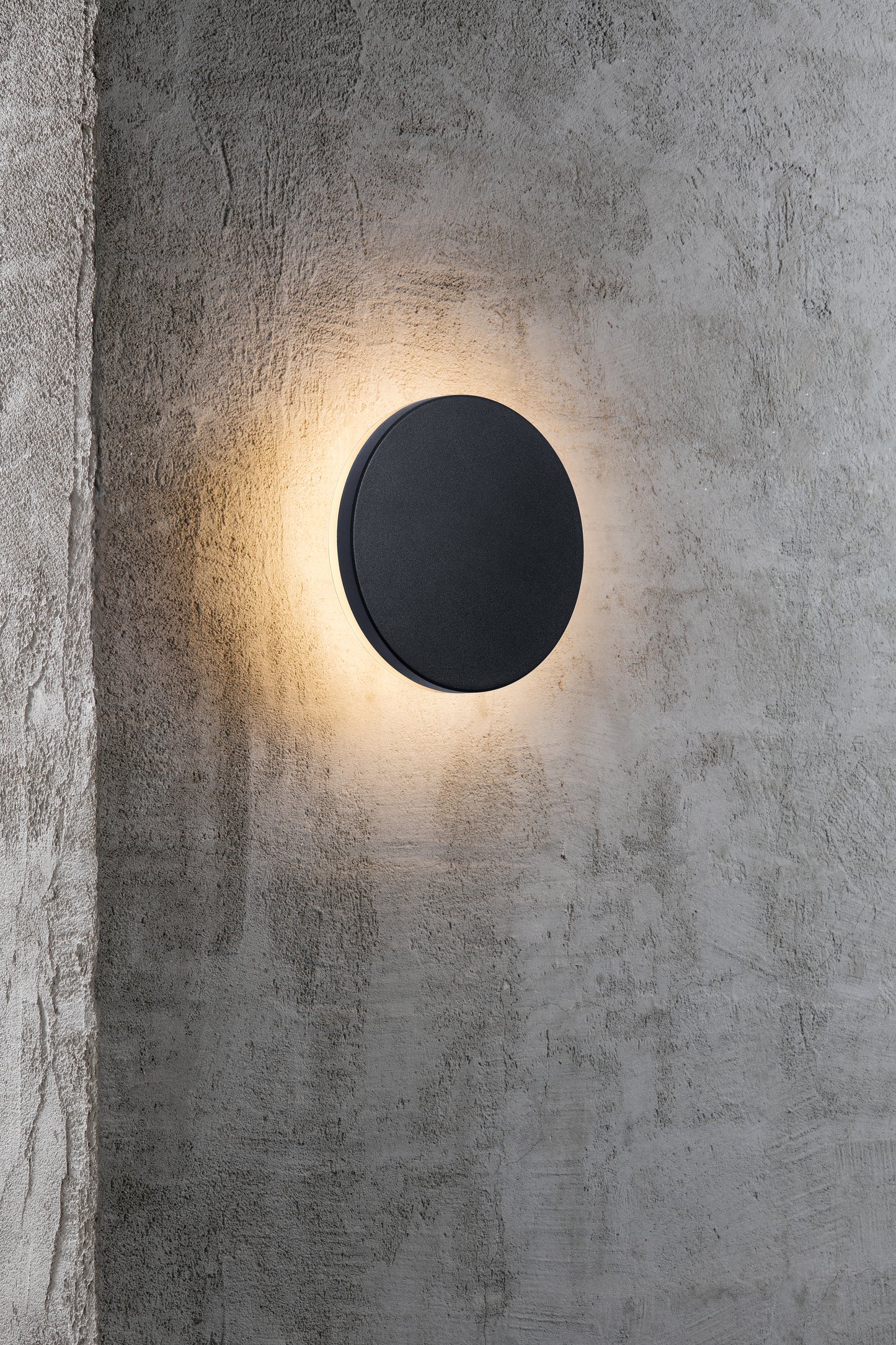 Artego Round LED Wall Light, Black