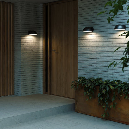 Clarso Outdoor Wall Light, Black