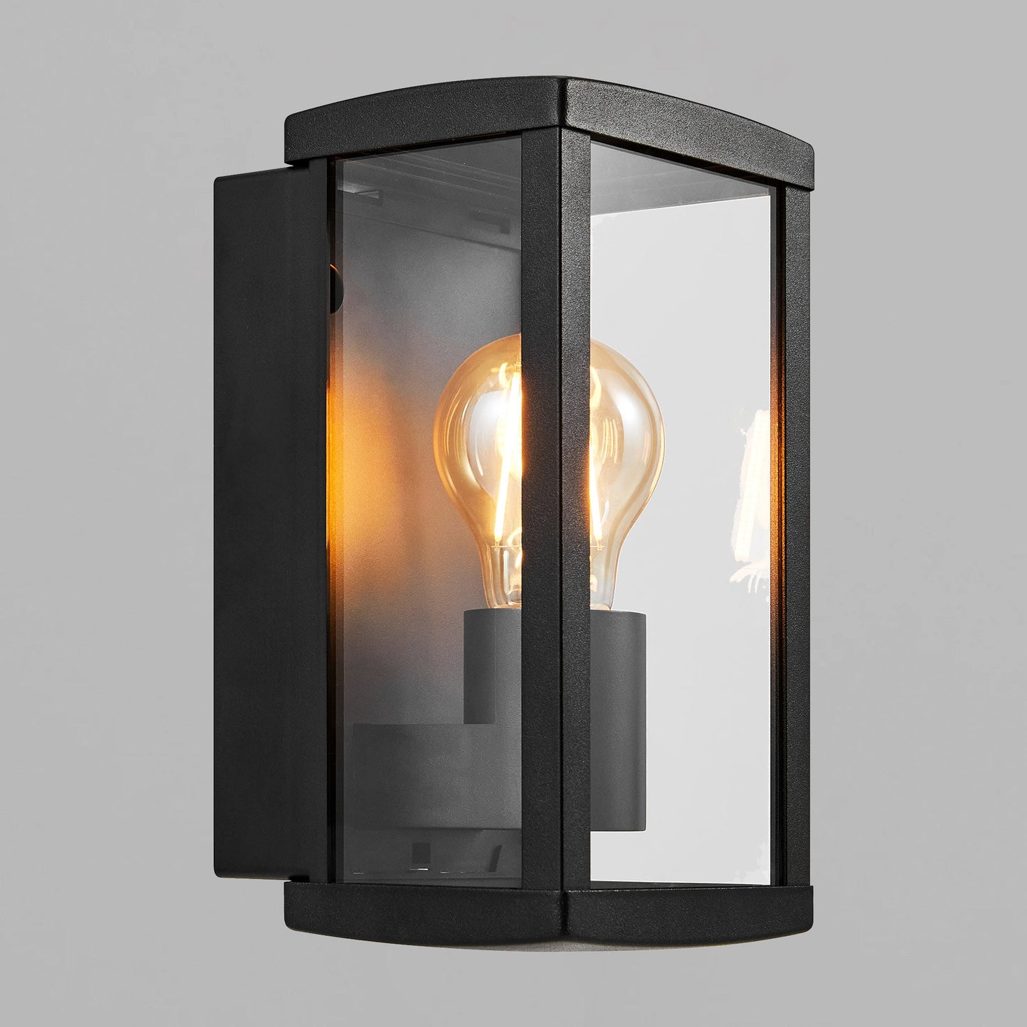 Luchy Wall Light
